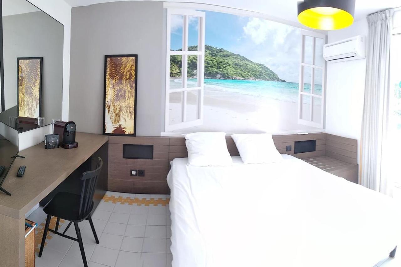 Studio Avec Grande Piscine, Plage Vanille Caraibes Saint-Francois  Exterior photo